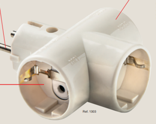 Adaptors with ceramic casing